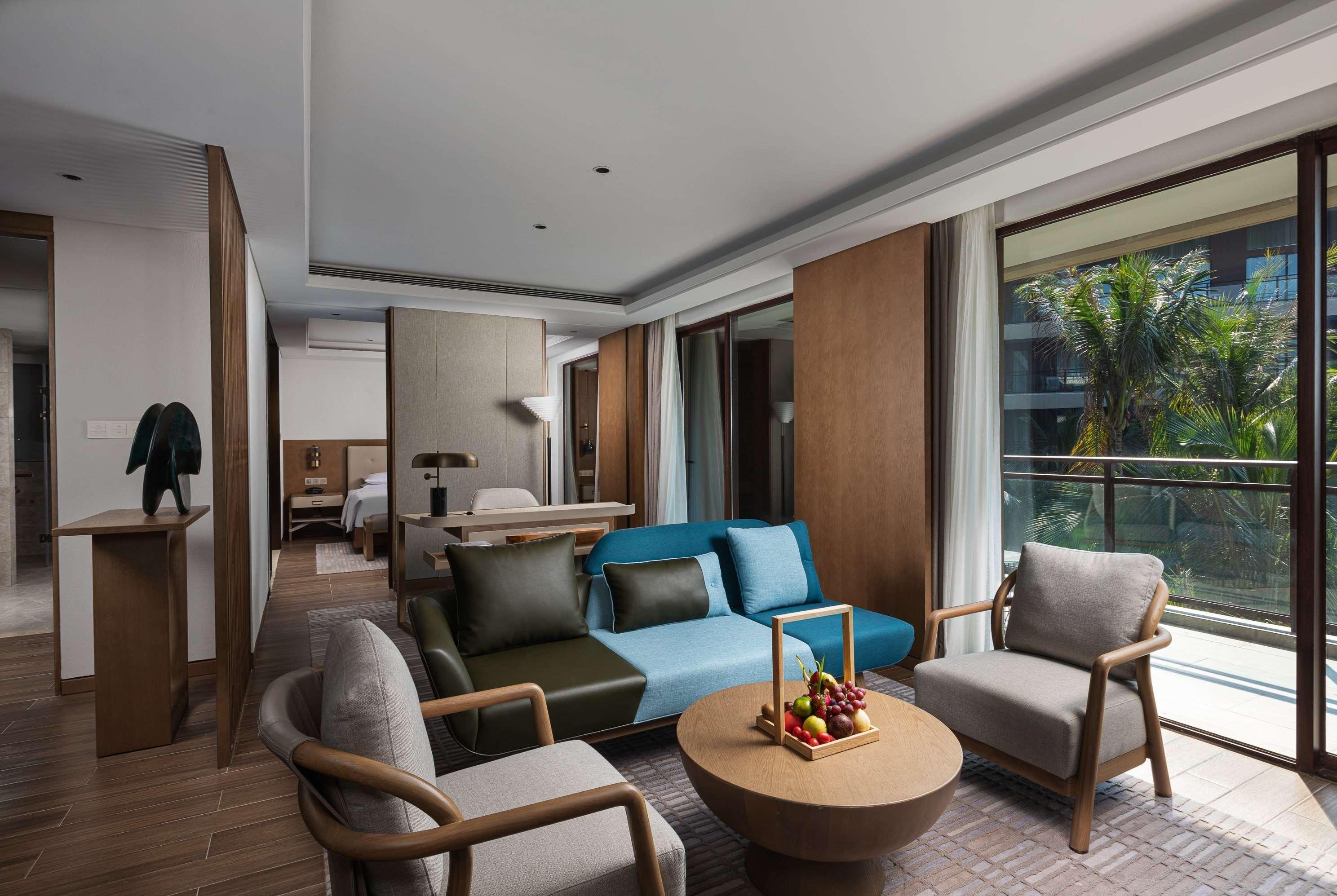 Wingate By Wyndham Hainan Chengmai Exteriör bild