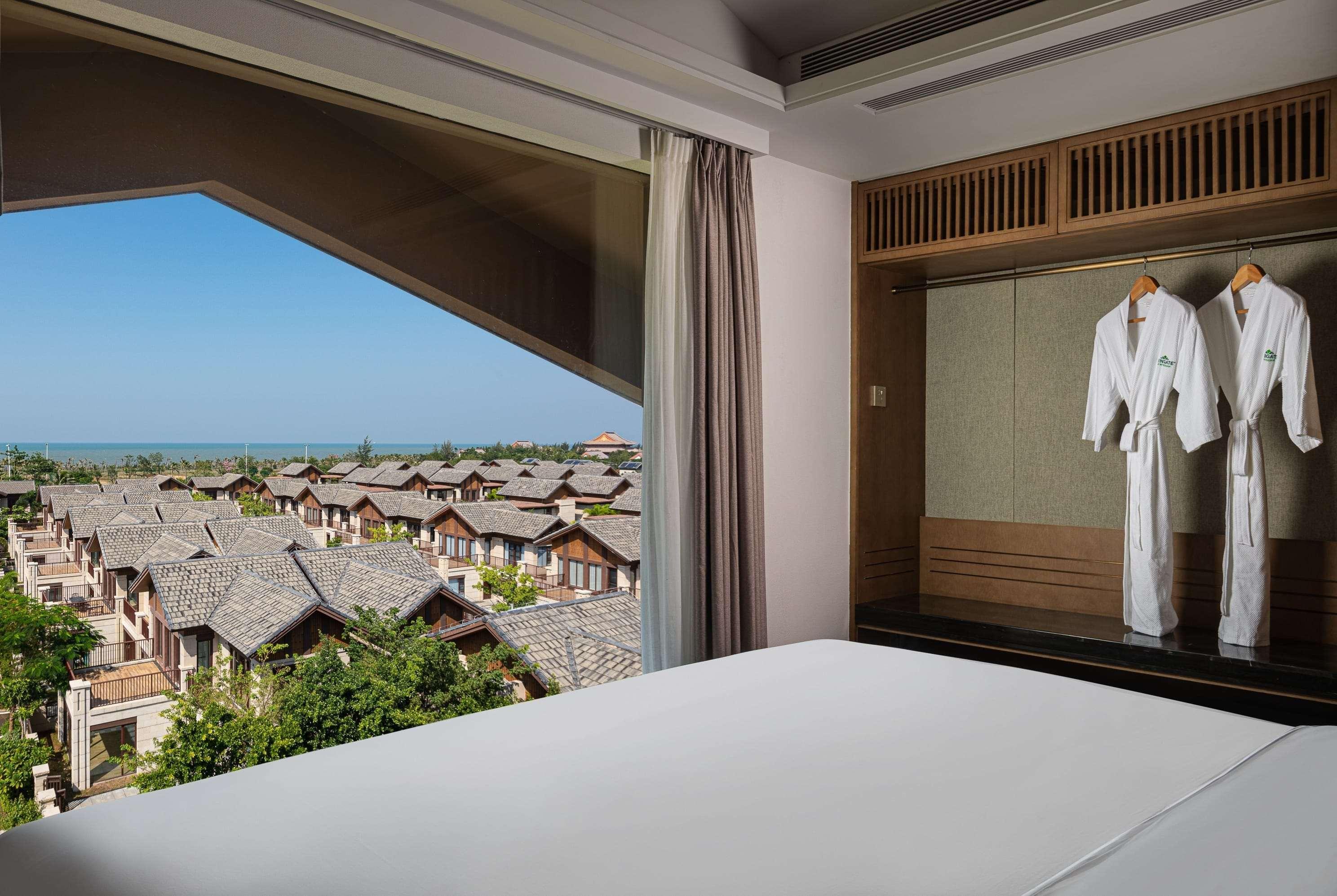 Wingate By Wyndham Hainan Chengmai Exteriör bild