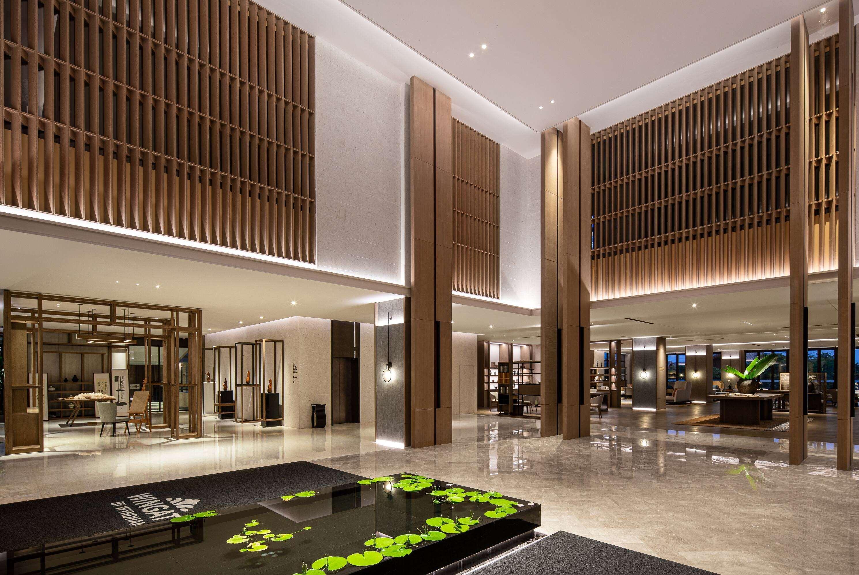 Wingate By Wyndham Hainan Chengmai Exteriör bild