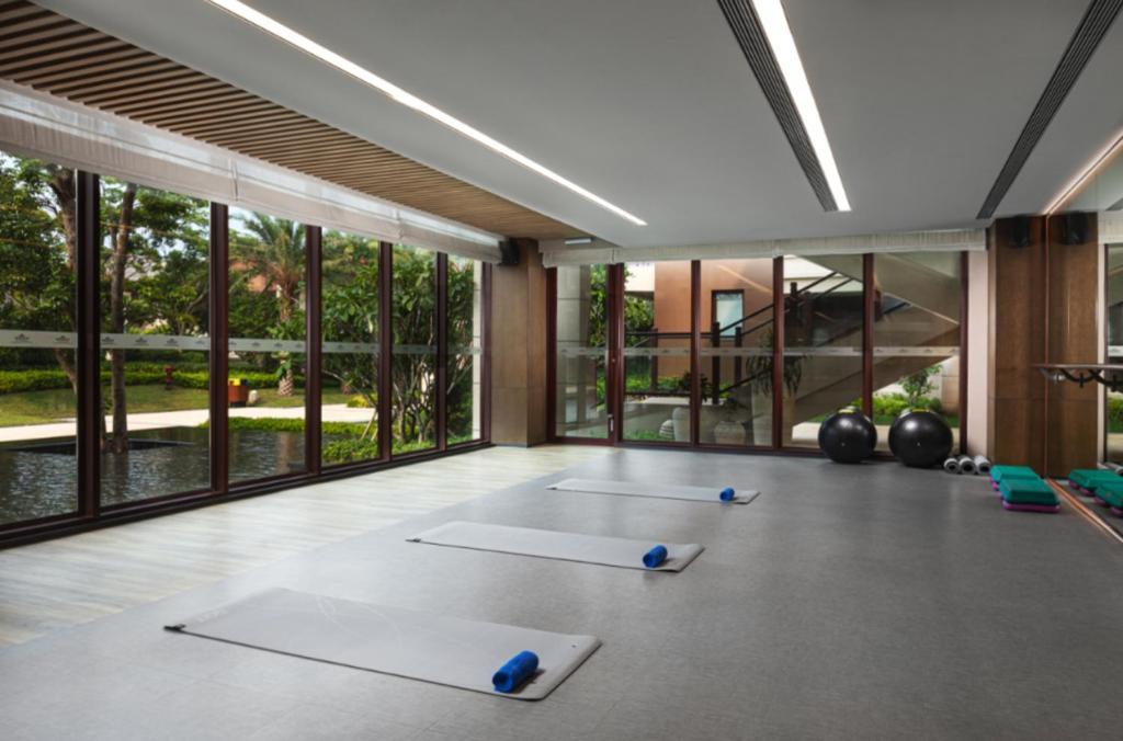Wingate By Wyndham Hainan Chengmai Exteriör bild