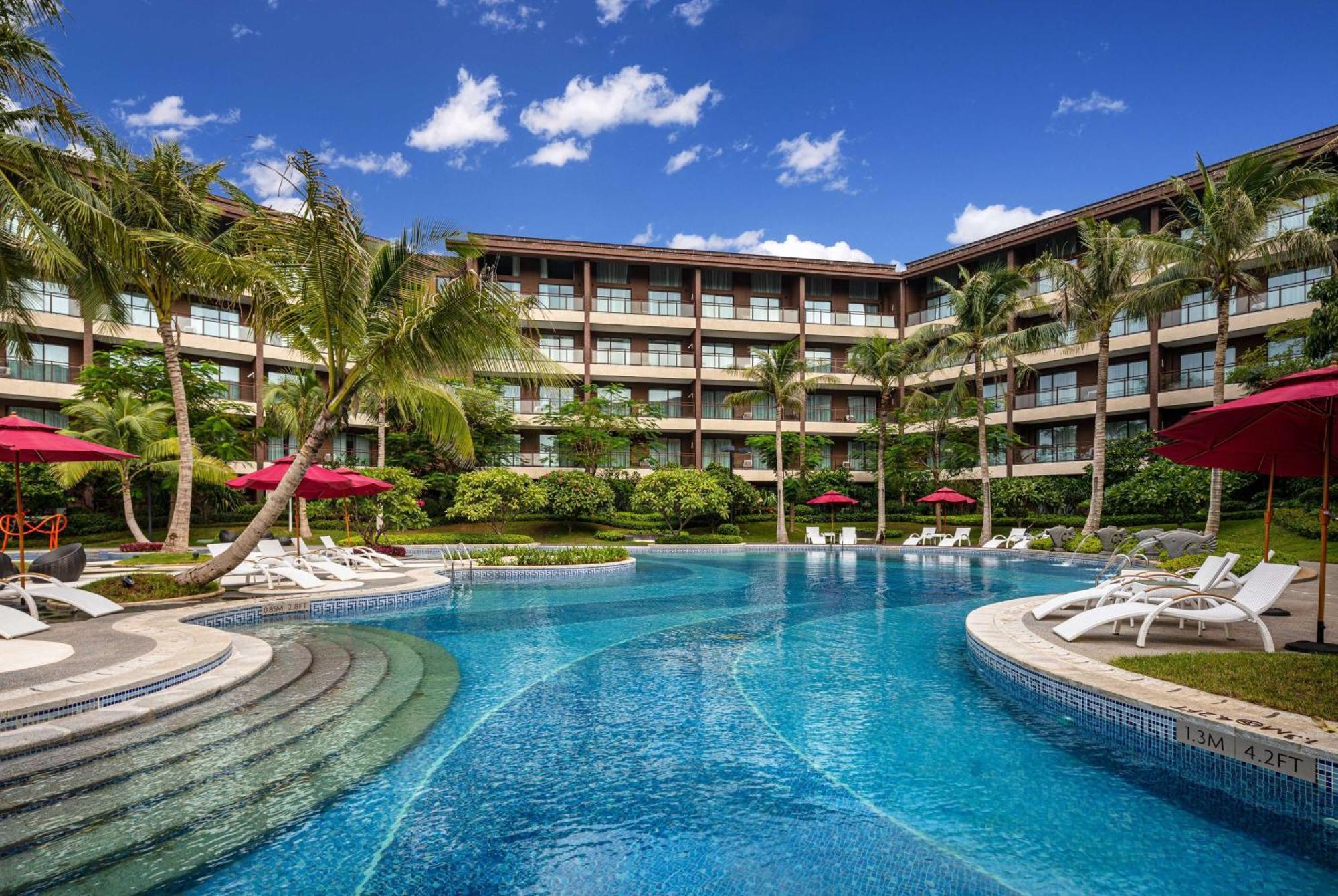 Wingate By Wyndham Hainan Chengmai Exteriör bild