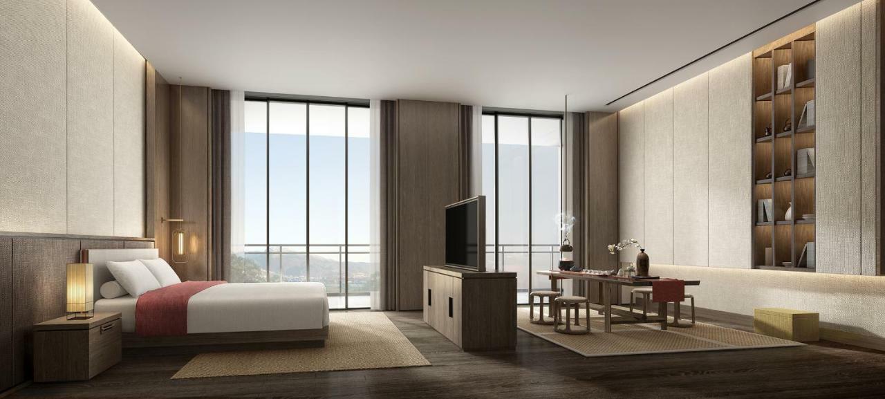 Wingate By Wyndham Hainan Chengmai Exteriör bild